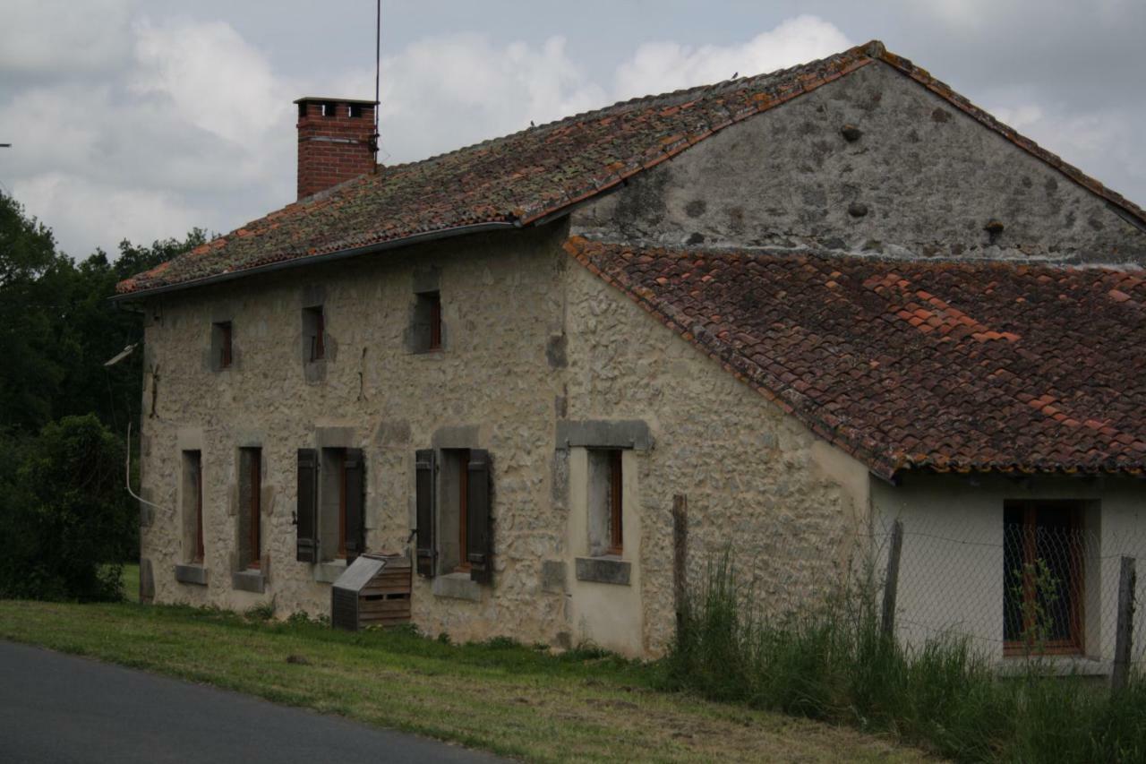 Chez Gondat Chambre d'hotes Saint-Martial-sur-Isop Extérieur photo